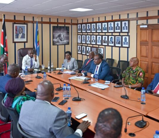Murkomen Meets Turkana, West Pokot Leaders to Tackle Insecurity and Streamline Mining Activities in Kainuk